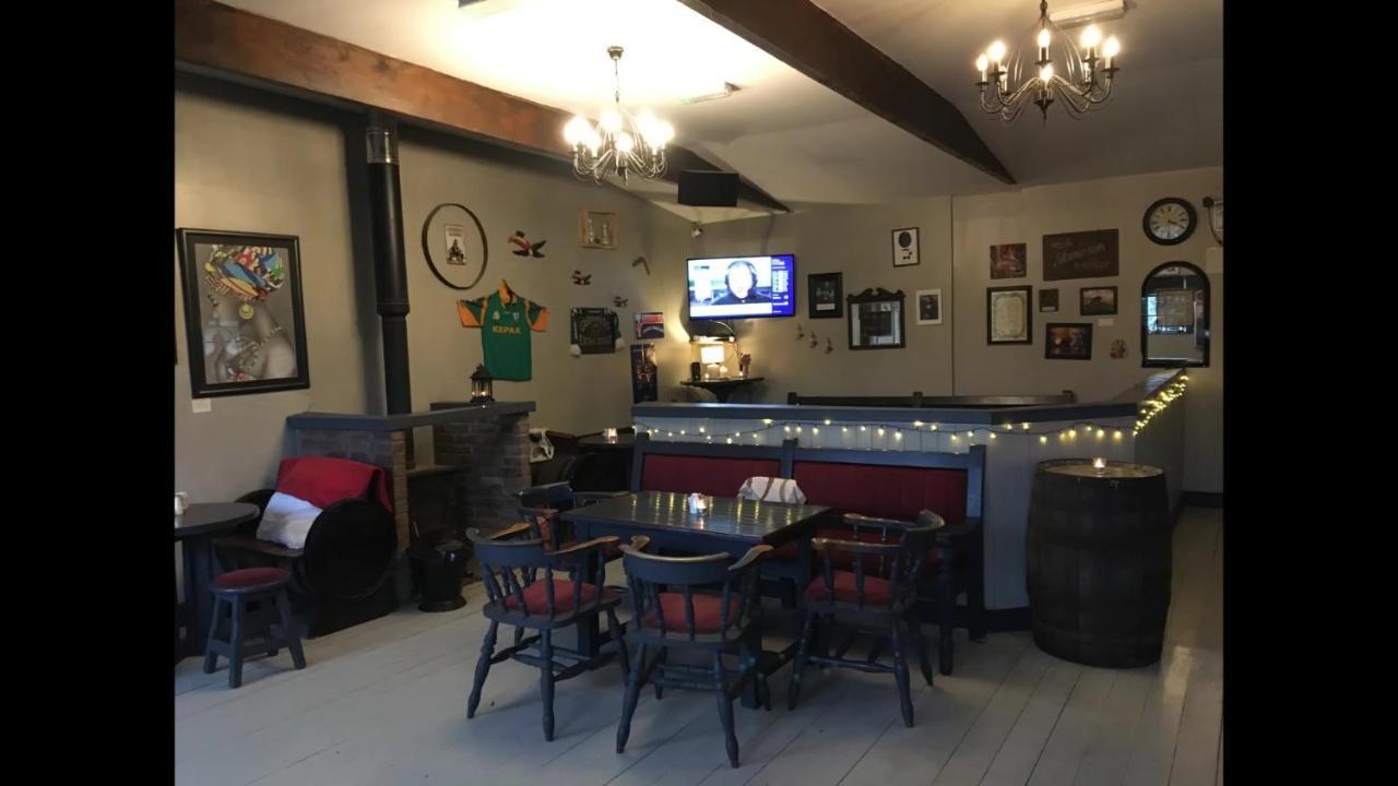 Grangegeeth Inn 斯拉尼 外观 照片